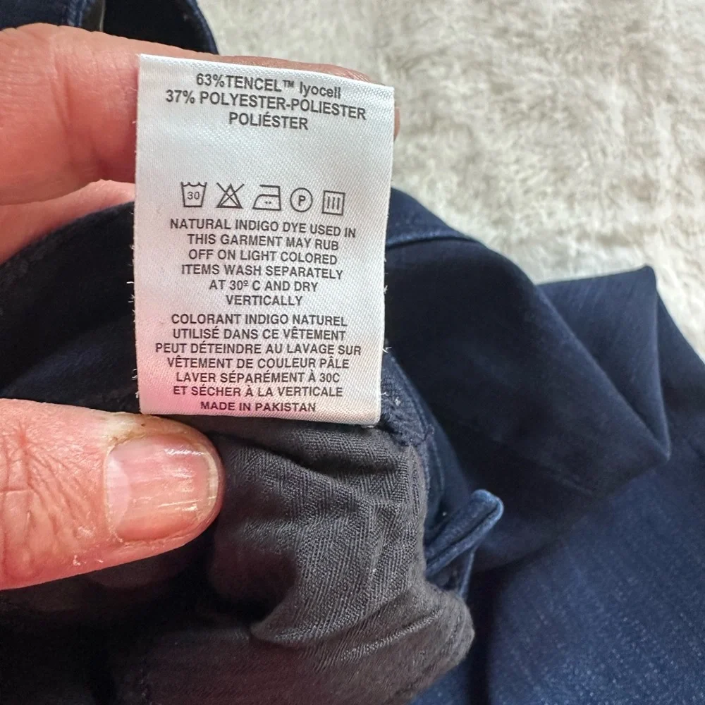 DL1961  Dark Blue Jeans - Picture 8 of 11